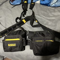 Dewalt Tool Belt And Bag With Suspenders 