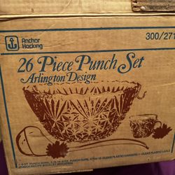 Anchor hawking 26 piece glass punch bowl set Arlington design