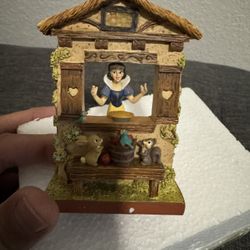 Disney Snow White Ornament