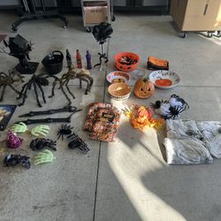 Miscellaneous Halloween decorations