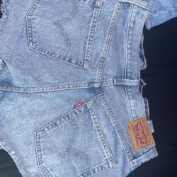 Levi’s 