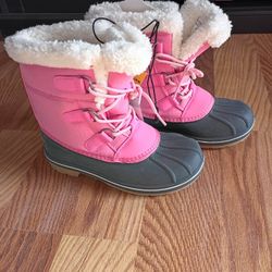 NEW TO PINK WINTER BOOTS.
