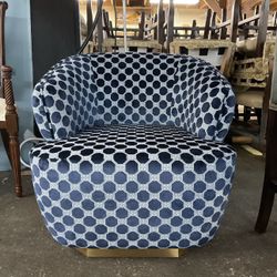 CUSTOM LOUNGE CHAIR 