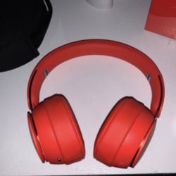 Beats Solo Pro