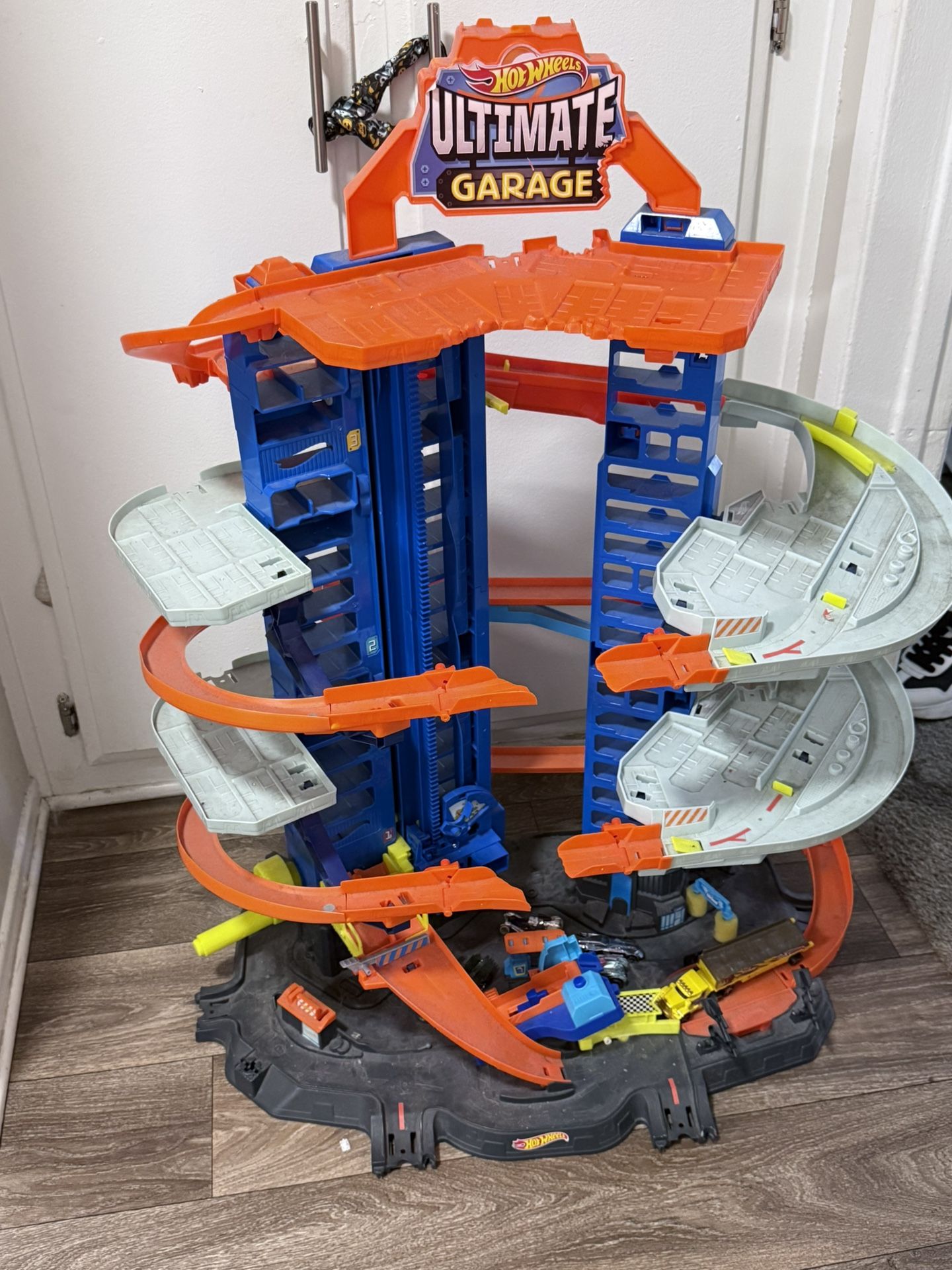 Hot wheels Ultimate Garage