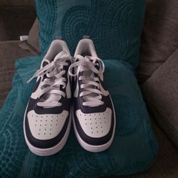 Nike Court Borough Low Recraft 6Y