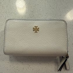 Tory Burch Card Size Wallet Used Twice Euc 