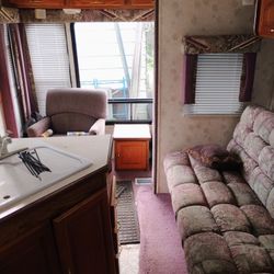 2002 Forest River Sierra 27 RLSS LTD