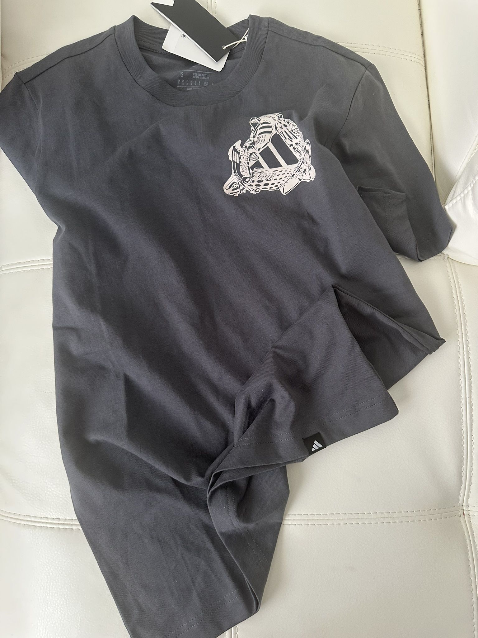 Adidas T Shirt