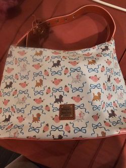 Dooney & Bourke bag