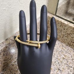 Gold-plated, Lightweight And Durable Bracelet