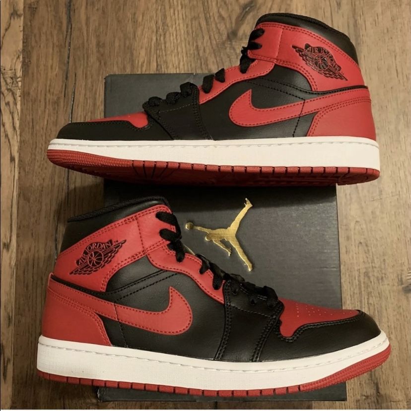 Nike Air Jordan Retro 1 Mid Bred/Banned - Size 10