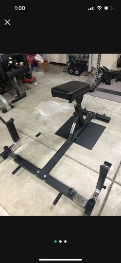 Chest Supported Row T-bar Machine