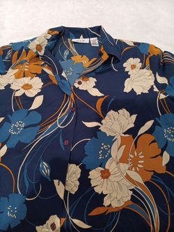 Floral Button-Up Shirt Navy Blue Size L