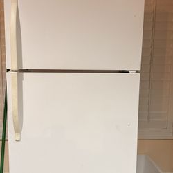 Refrigerator, Washer And Dryer 