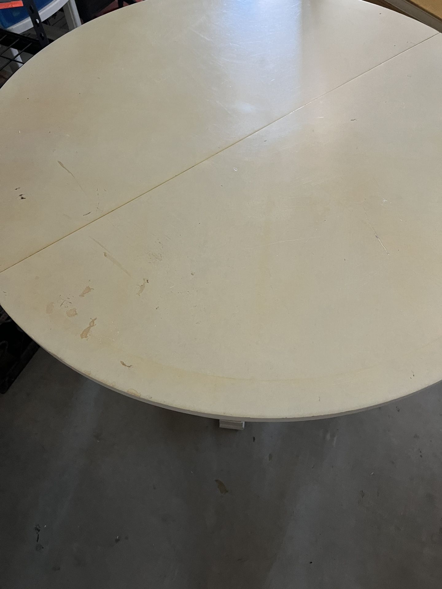 Dinning Table