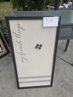 Decorative magnet community board