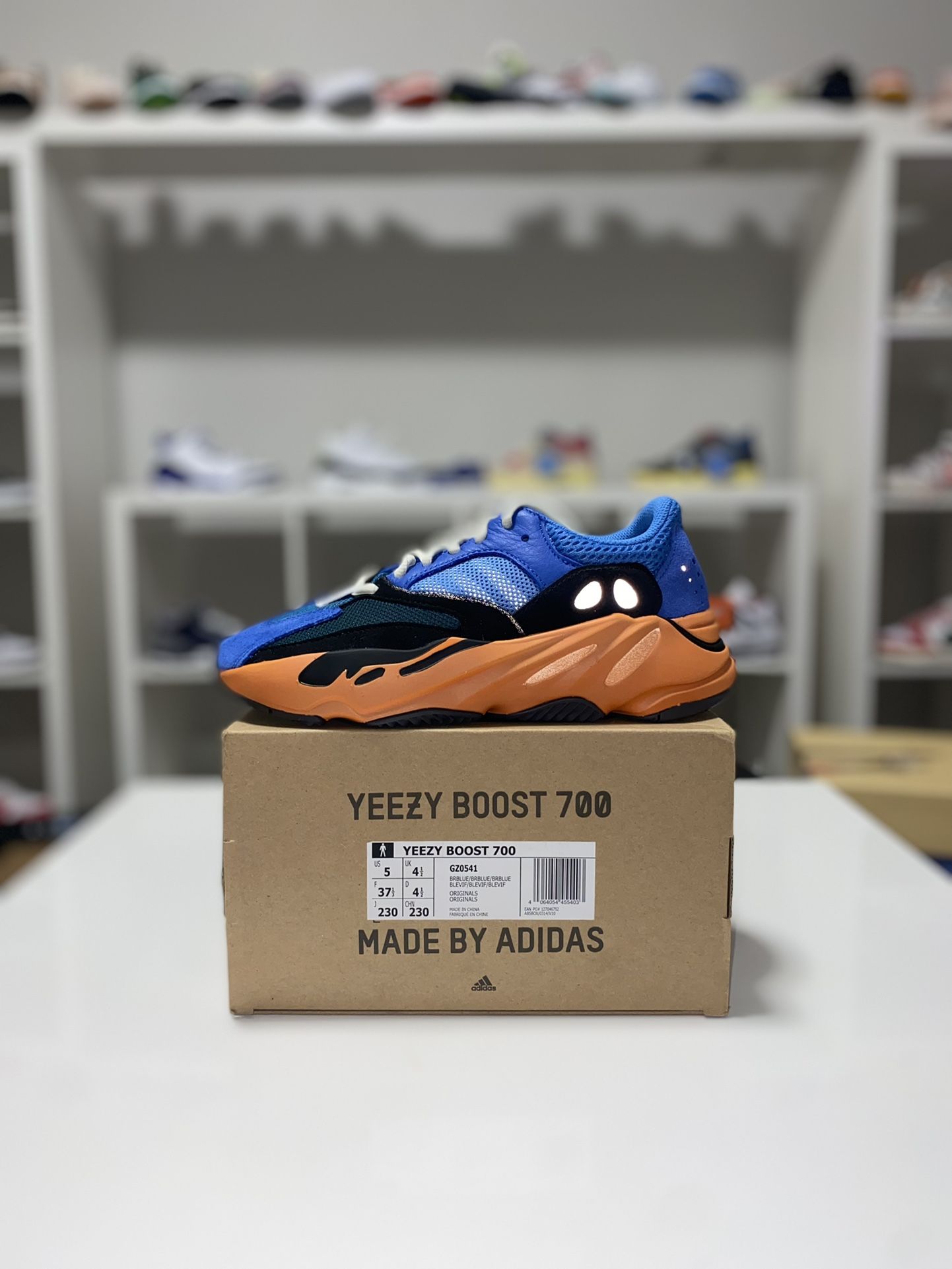 Yeezy 700v1 Bright Blue Size 5 Deadstock
