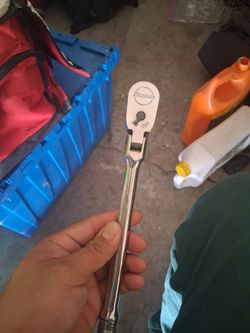 Snap on 3/8 flex head.