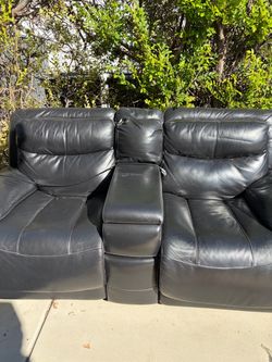 EASTVALE FREE SOFAS