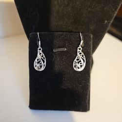 New Silver Drop Earrings 