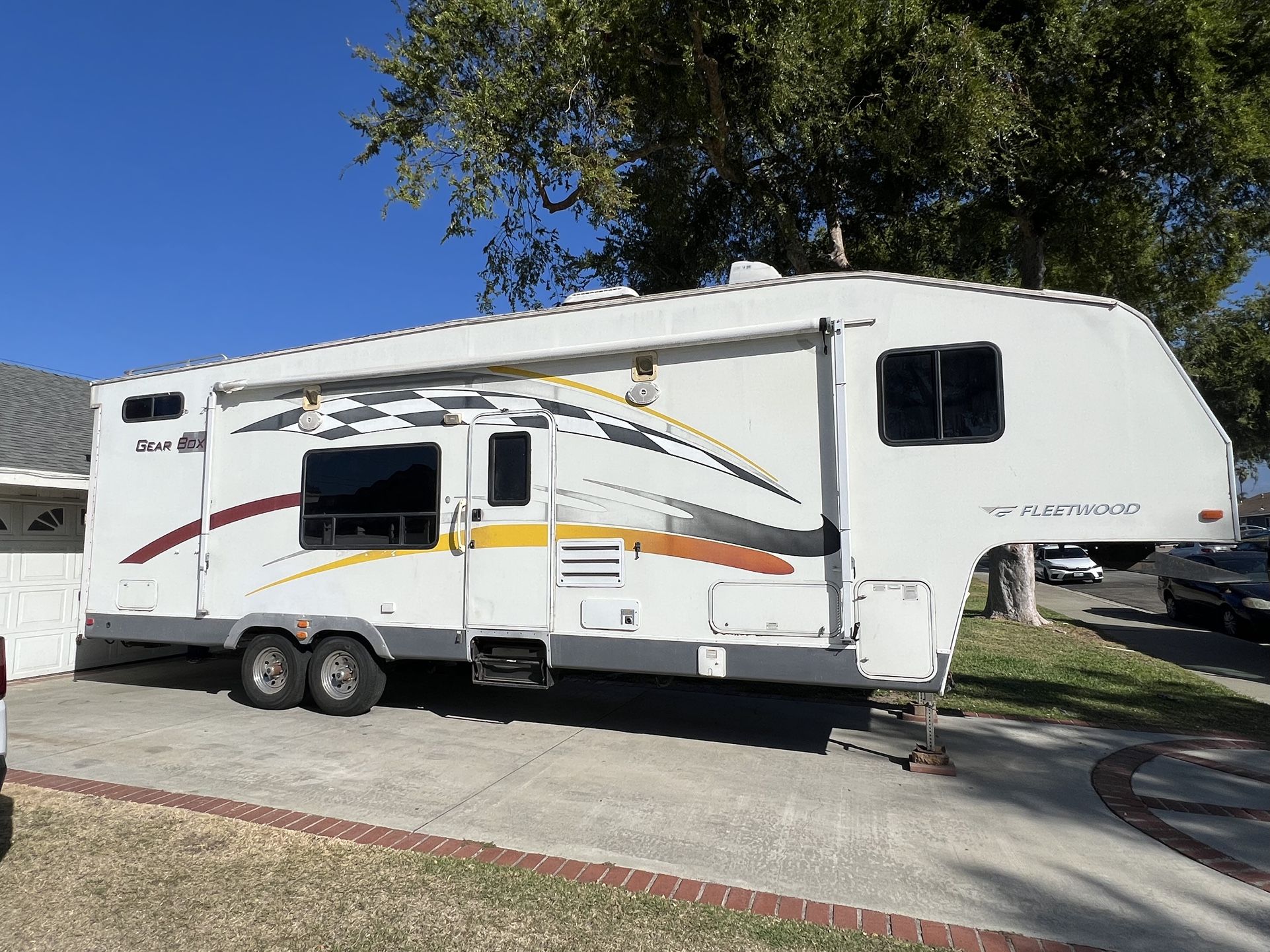 gearbox toy hauler