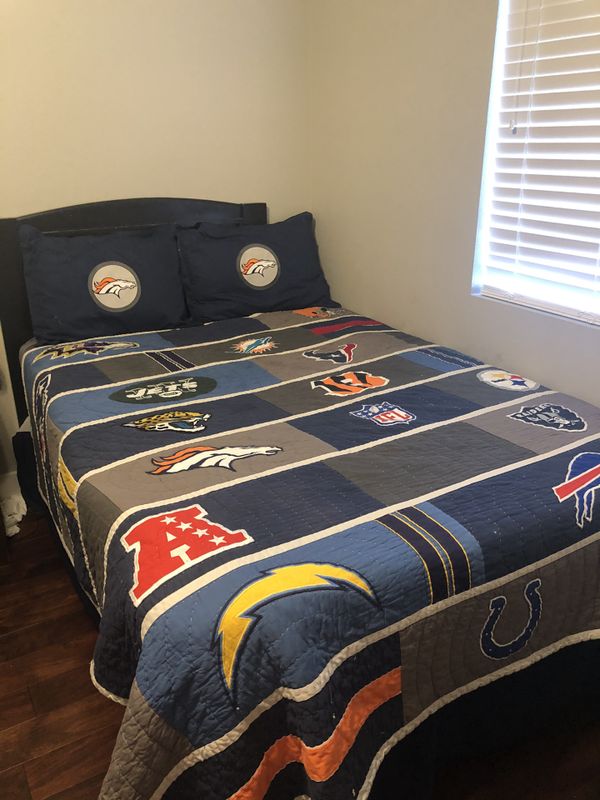 Pottery barn teen NFL Full/Queen bedding & 2 Denver Bronco Shams for