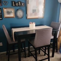Dining room table set