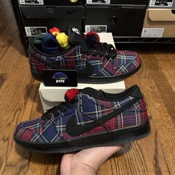 Nike SB Dunk Low ‘Nardwuar’ Size 9.5M, 12M Brand New