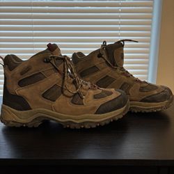 RED HEAD BRAND Skyline Brown Trail Hiking Waterproof Boots Size 11 Wide. USED