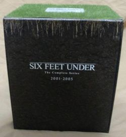 HBO's Six Feet Under - The Complete Series: 2001-2005 (24 DVDs)