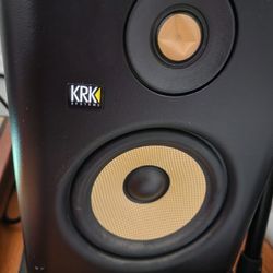 Set Of Krk 5 Inch Rokit G4 Monitors