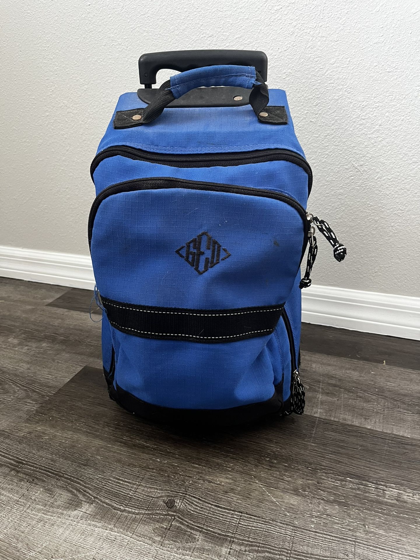 Small Rolling backpack