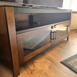 Tv stand