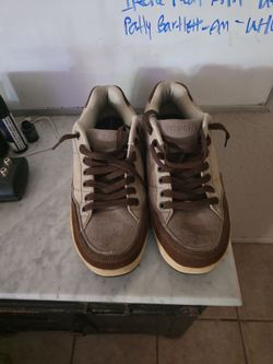 Skechers Men 11 Sneakers