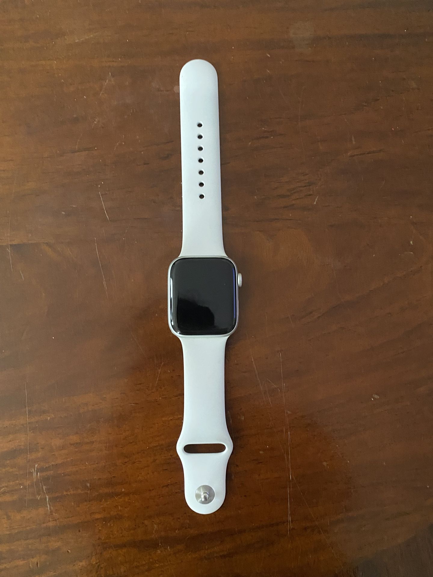 Apple SE Watch