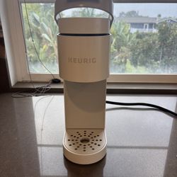 Keurig Coffee Machine 
