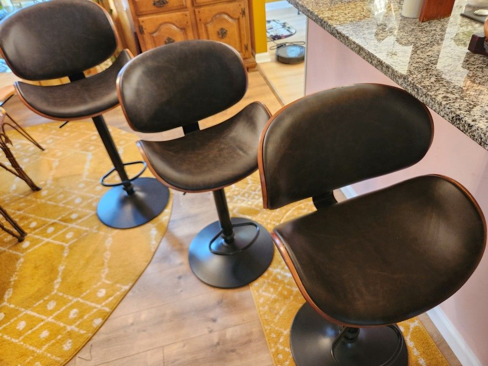 Set of 4 Adjustable Height Bar Stool with Contoured Back and Seat