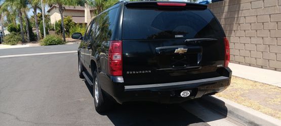 2008 Chevy suburban lt