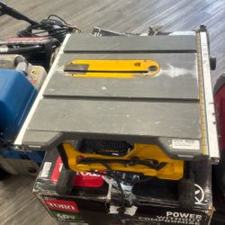 DEWALT Table Saw 