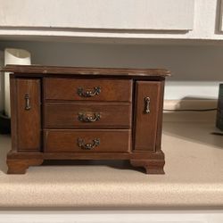 Vintage Jewelry Box