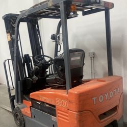 Toyota  And Raymond Forklifts For Sale 