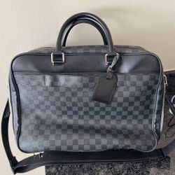 Louis Vuitton Porte Documents Bag