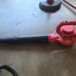 Leaf Blower