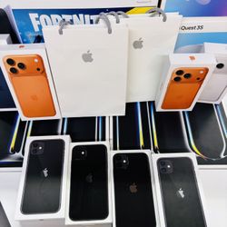 IPHONE 11 BLACK 128gb UNLOCKED BRAND NEW 