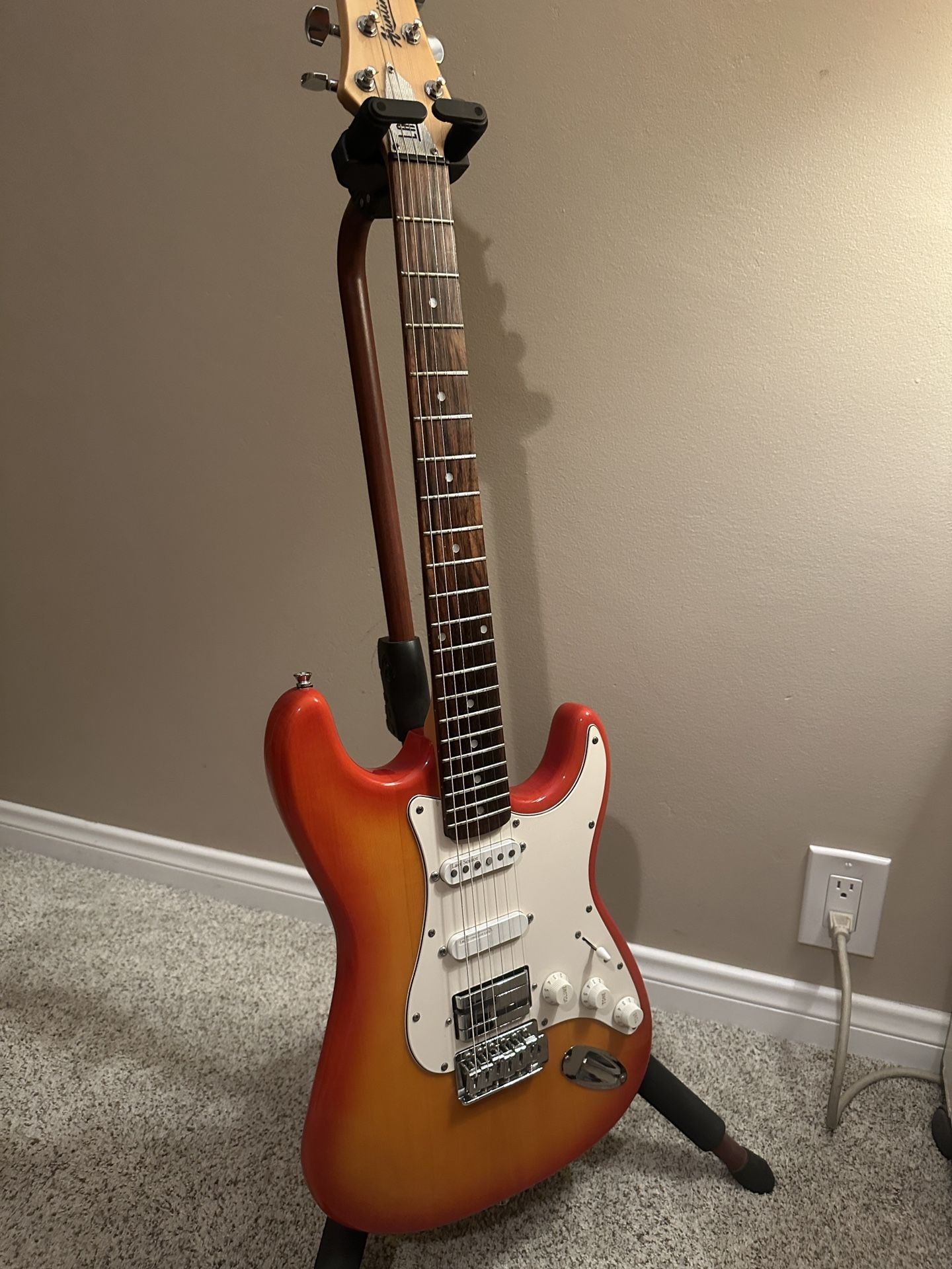 LACE Hunington 2009 -with LACE custom Pickguard