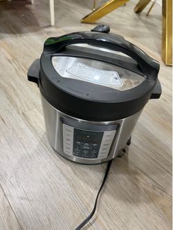Pressure cooker 25$
