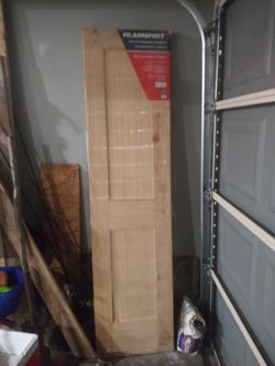2 Closet Doors