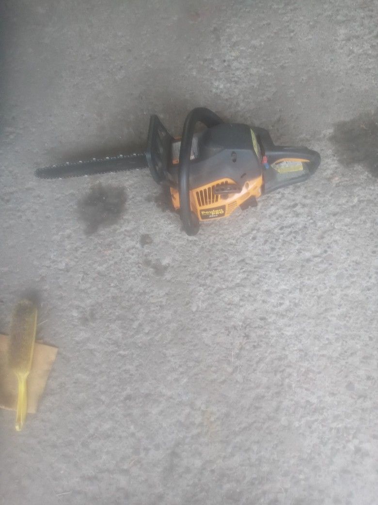 Poulan Pro Chain Saw