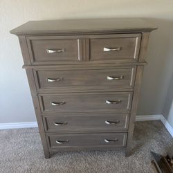 King Bed Frame And Dresser 